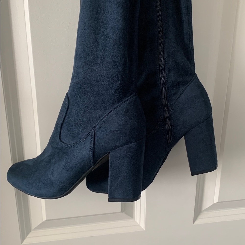 NWOT Navy Blue Over-the-Knee Women's Boots.
Rumer Hawa. - Picture 2 of 8